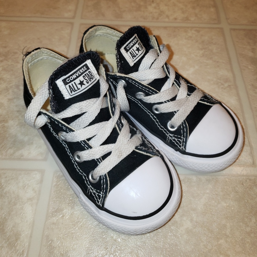Converse toddler